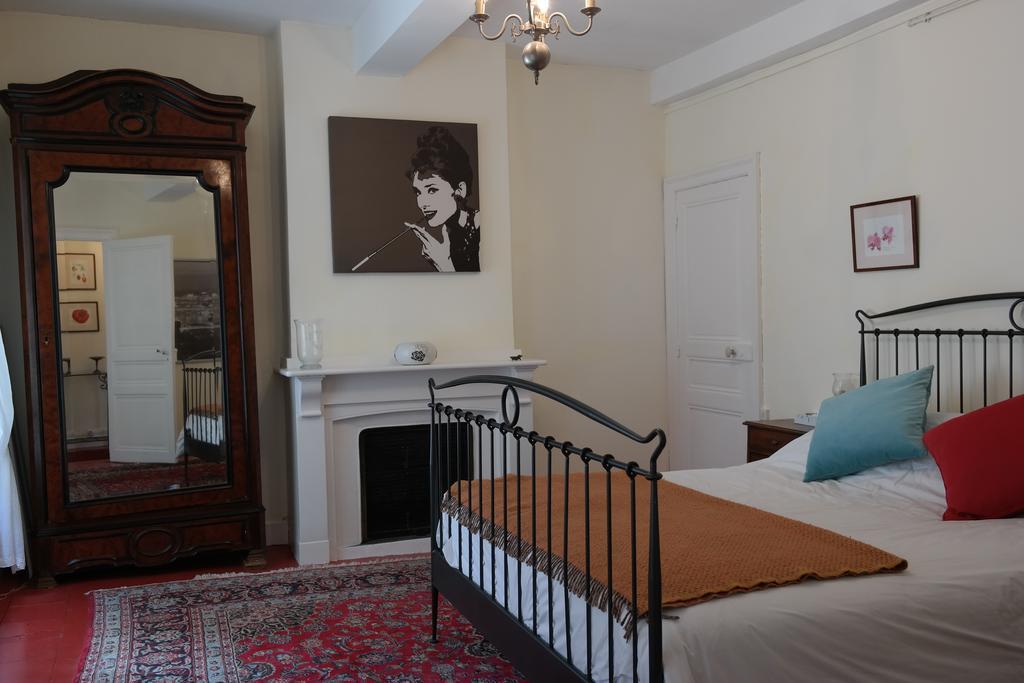 Penthouse Apartment Overlooking Place Carnot Carcassonne Ngoại thất bức ảnh